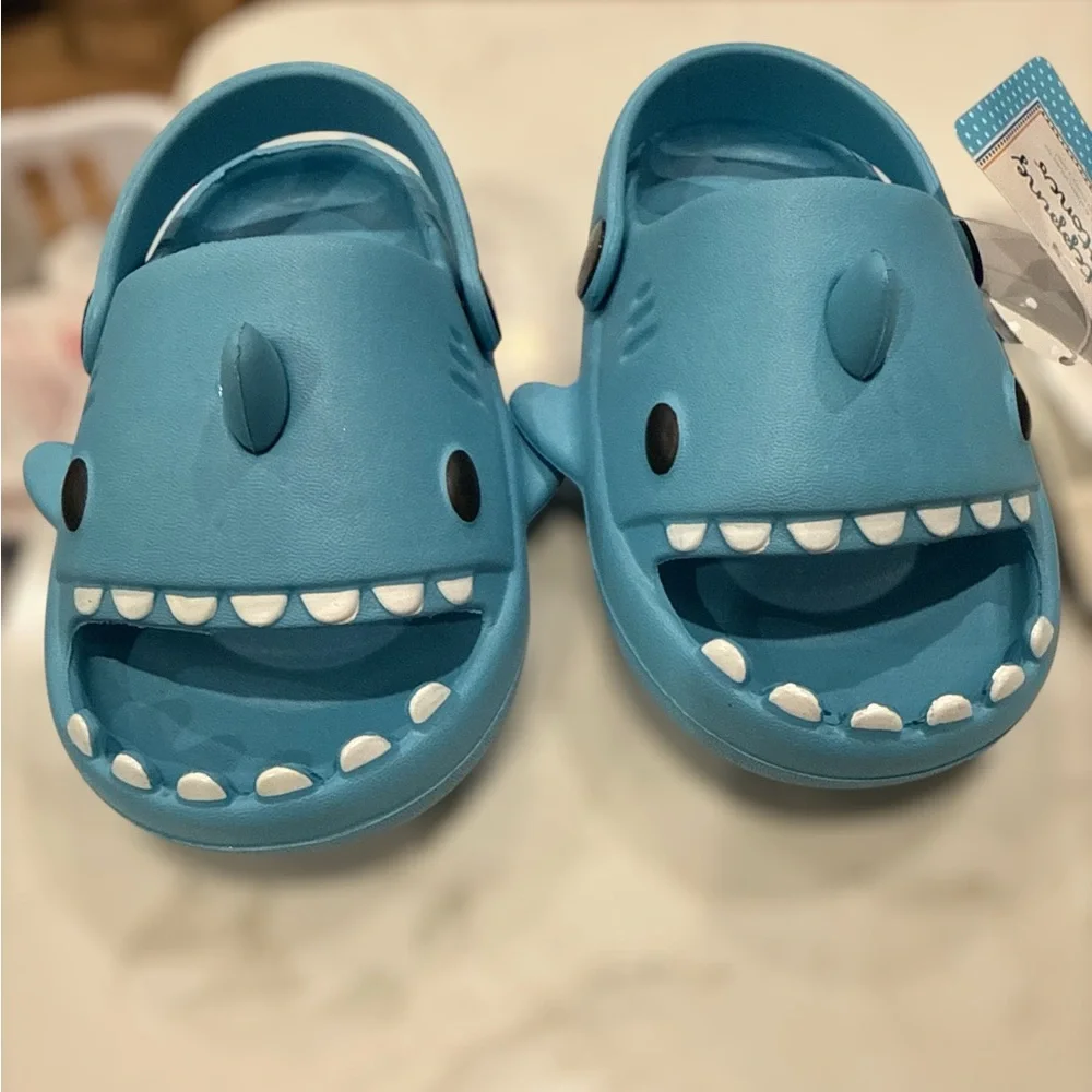 ๐๐๐๐Kids/toddler Shark slip on slides for indoor/outdoor Stepping Stones NWT - Picture 2 of 5